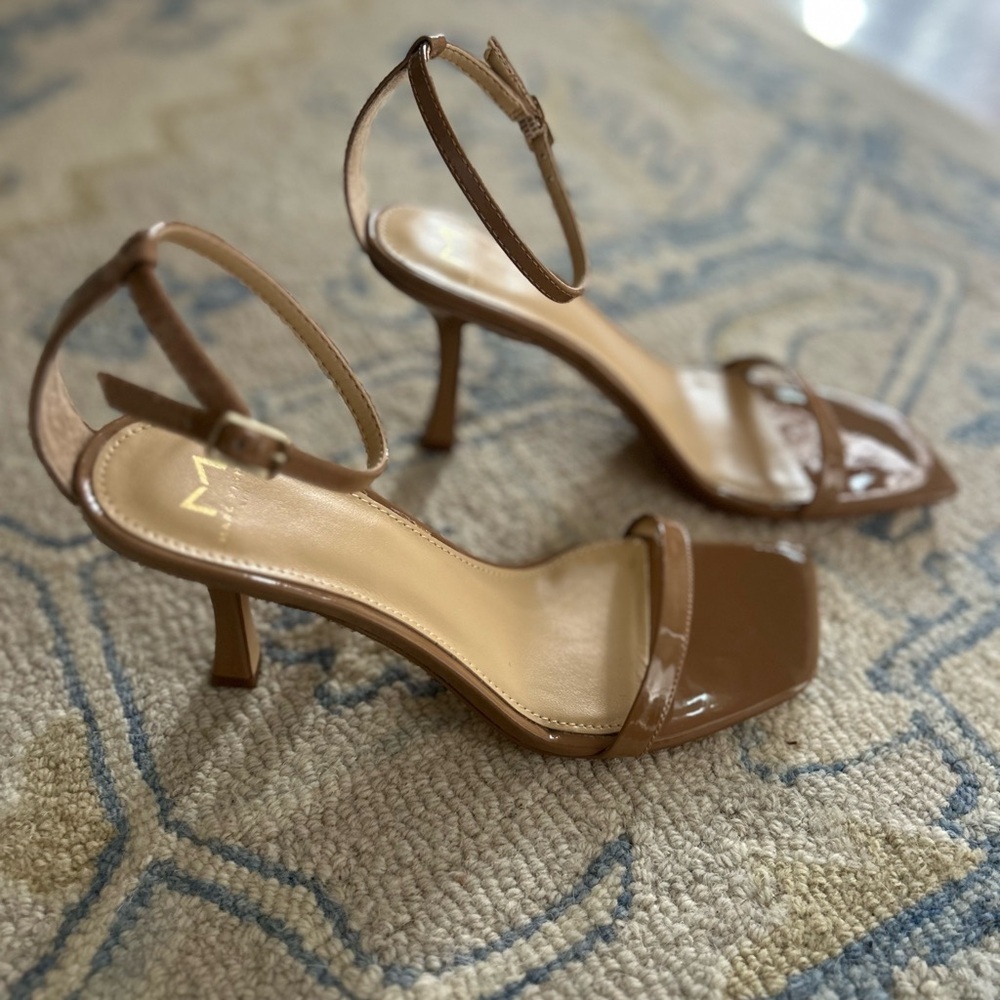 Marc Fisher Women's LTD Jalina Heel Patent Tan 9 Excellent Condition!!!